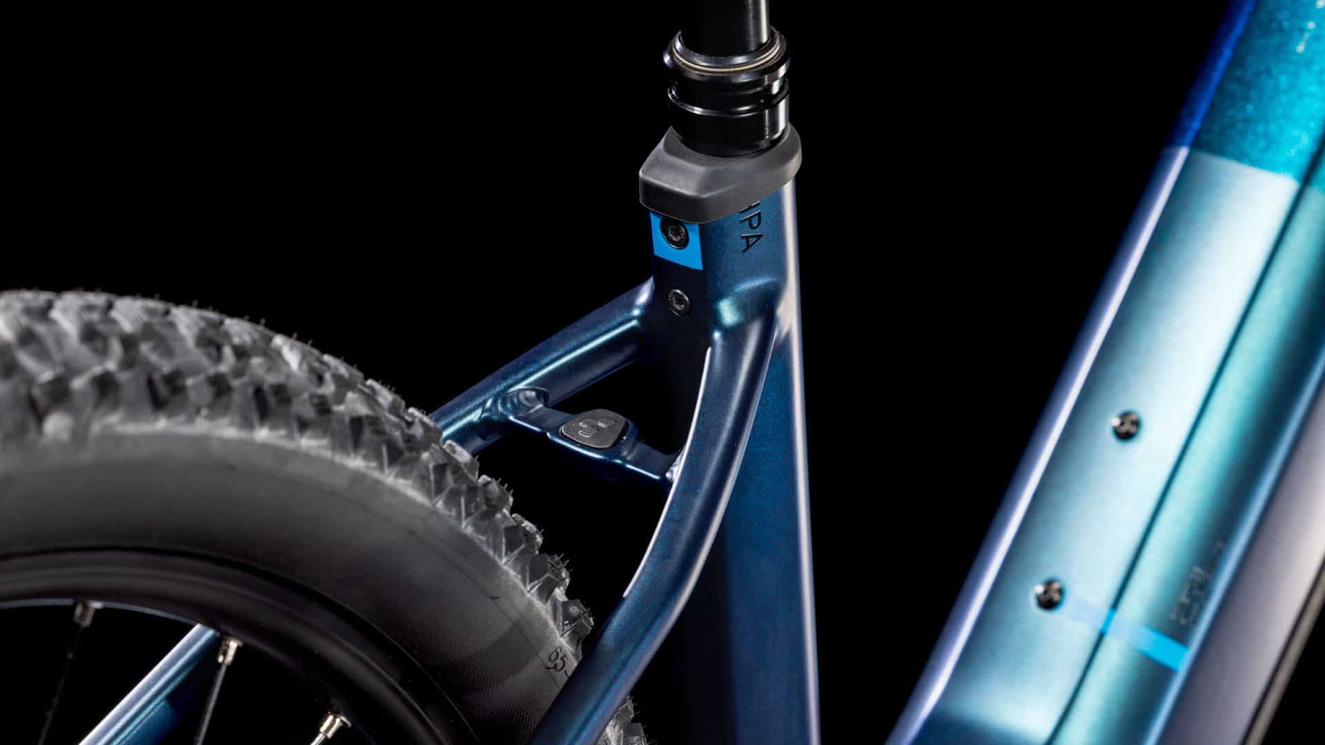 Cube Reaction Hybrid SLX 800 nebula´n´blue