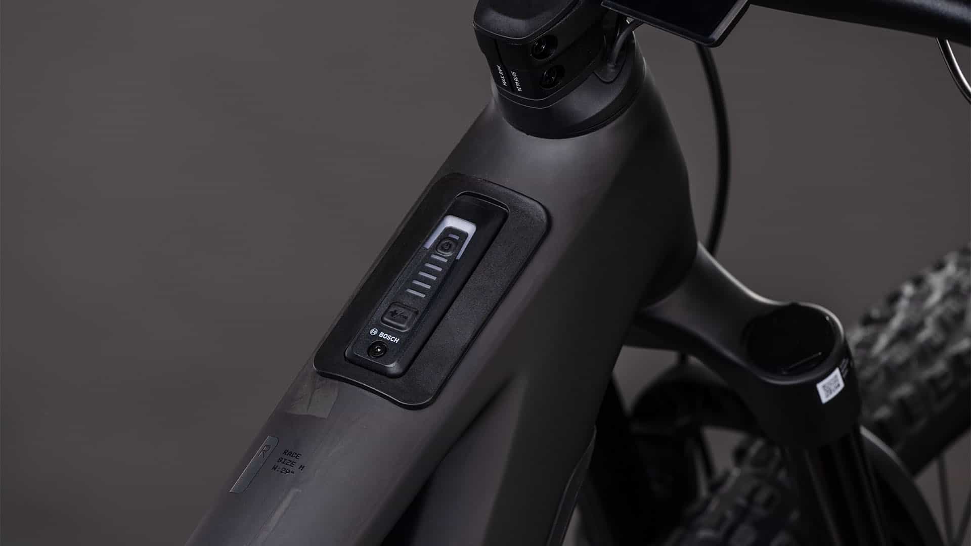 Cube Stereo Hybrid ONE44 HPC Race 800 blackline