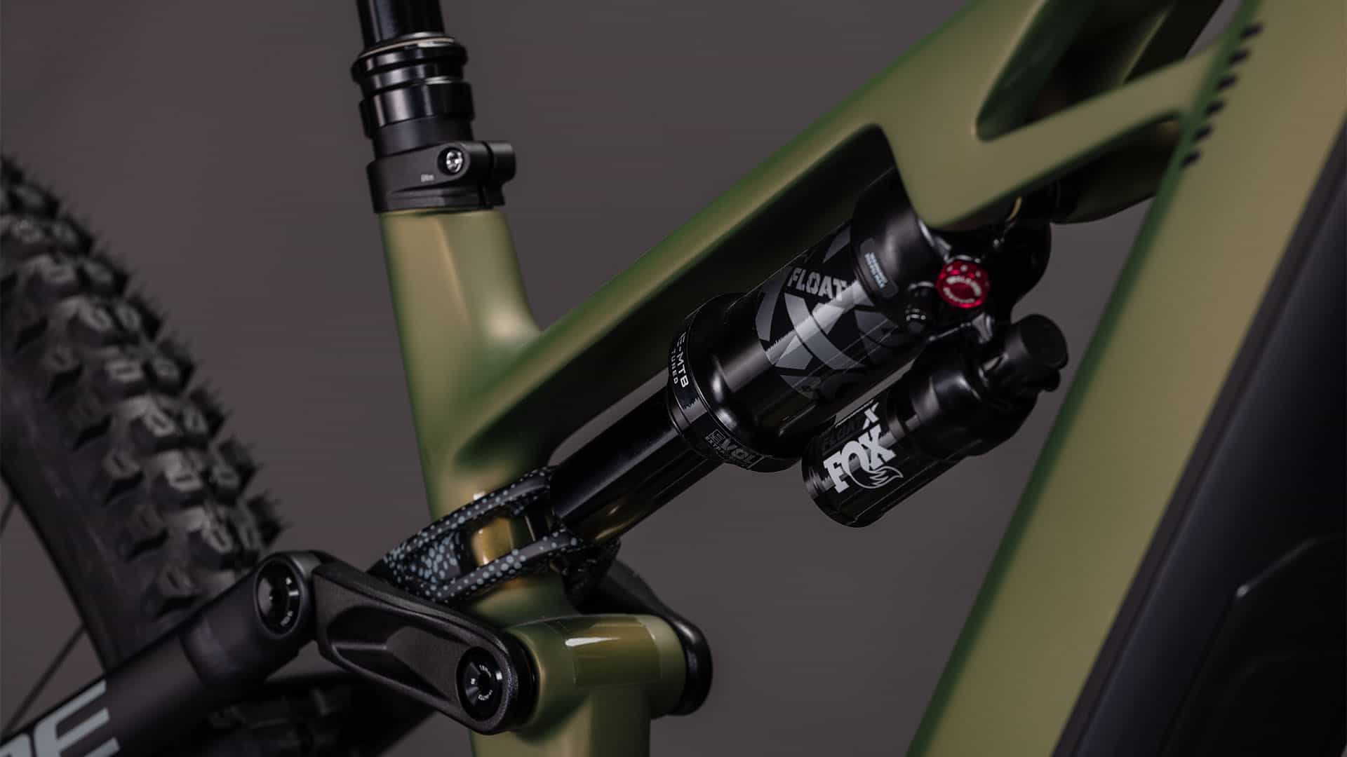 Cube Stereo Hybrid ONE44 HPC TM 800 reedgreen´n´matrix