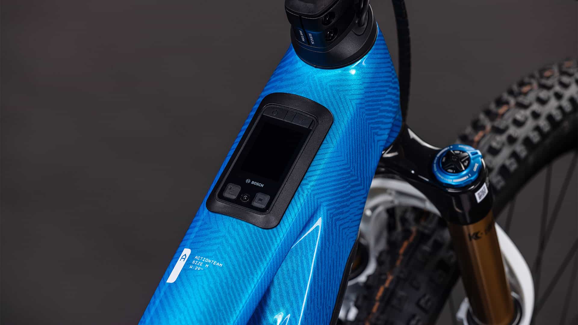 Cube Stereo Hybrid ONE44 HPC AT 800 actionteam