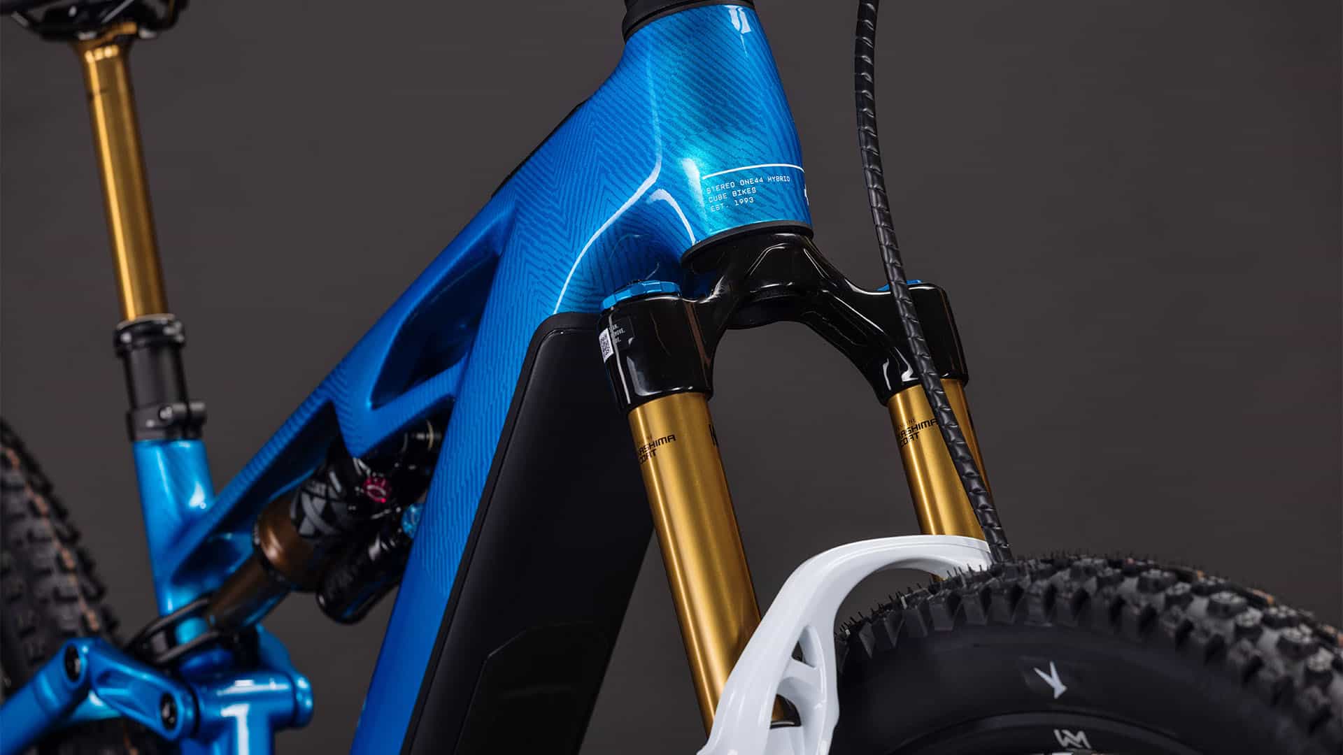 Cube Stereo Hybrid ONE44 HPC AT 800 actionteam