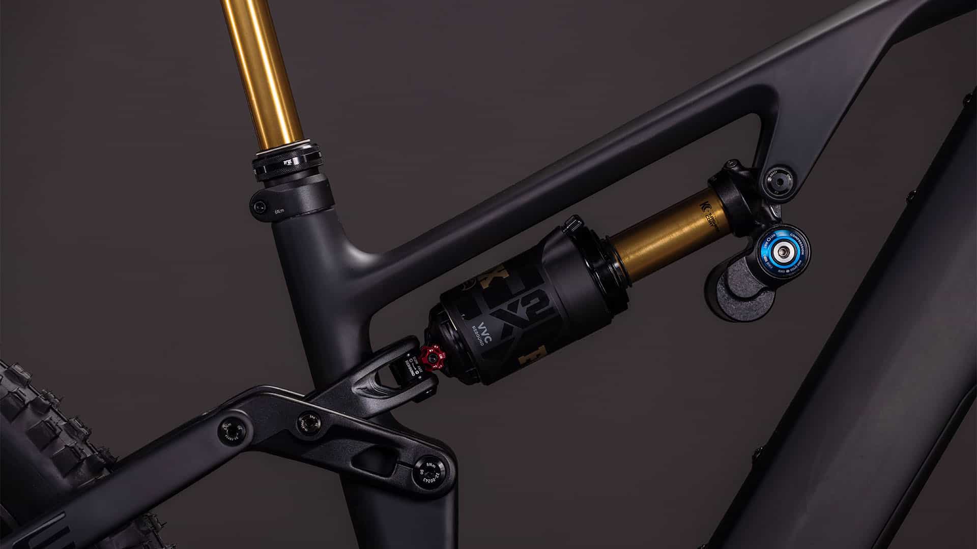 Cube AMS Hybrid 177 C:62 AT 600X carbon´n´gold