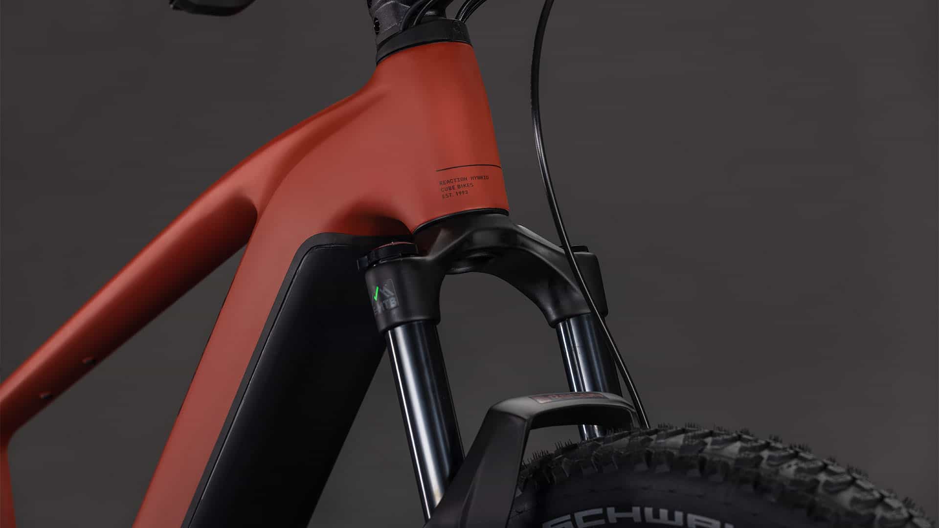 Cube Reaction Hybrid Race 800 amber´n´black