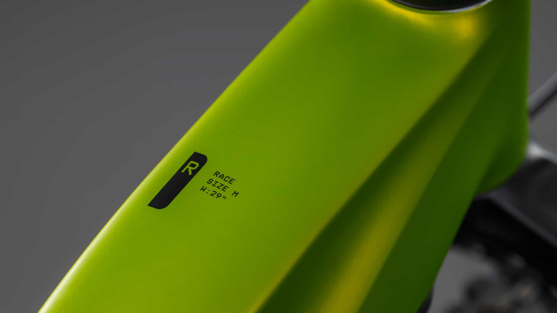 Cube Reaction Hybrid Race 800 lizard´n´black